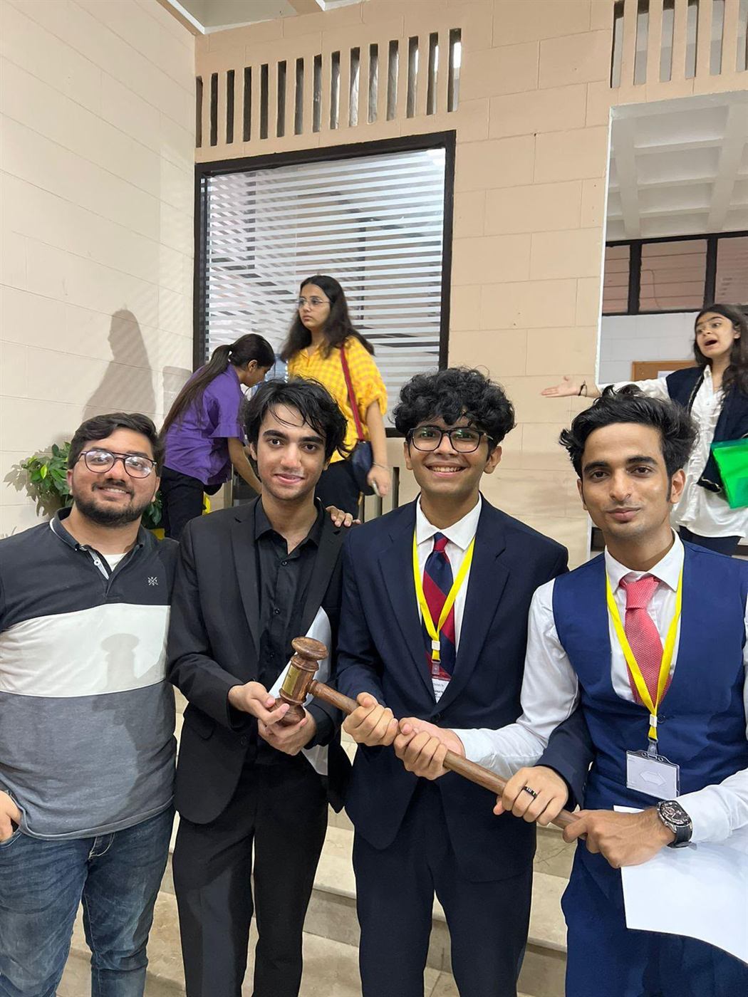 Hamza Sayyed with the Best Delegation award at CNMUN.